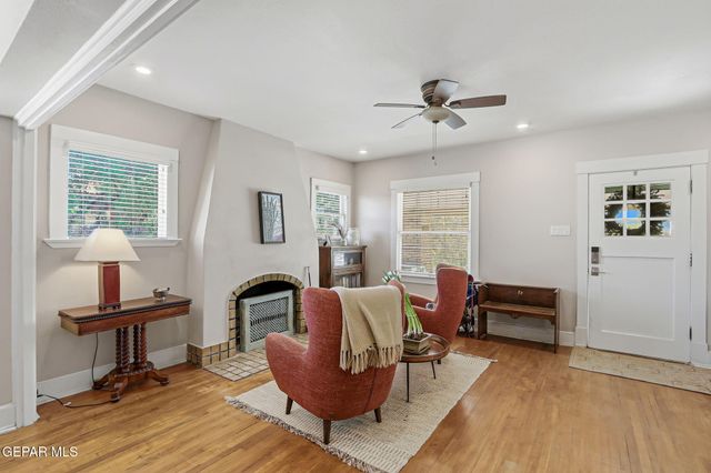 3703 Cambridge Avenue, El Paso, TX 79903