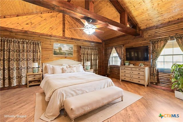 55 County Line Road, Dale, TX 78616