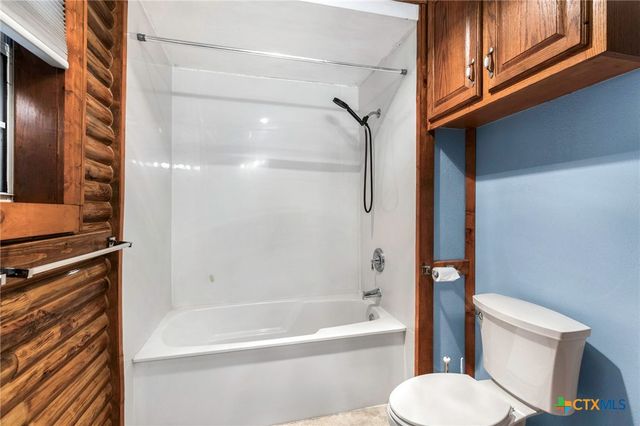 55 County Line Road, Dale, TX 78616