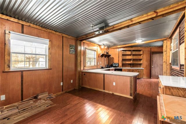 55 County Line Road, Dale, TX 78616