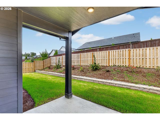 2035 E OTTER Loop 66, La Center, WA 98629