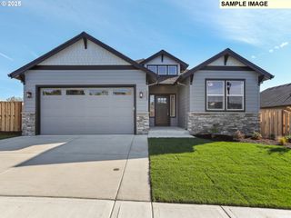 2035 E OTTER Loop 66, La Center, WA 98629