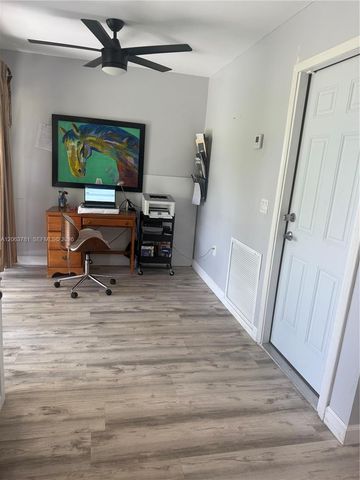 3600 NW 113th Ave, Sunrise, FL 33323