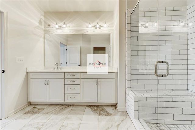 16 Lochurst Lane, Roswell, GA 30076