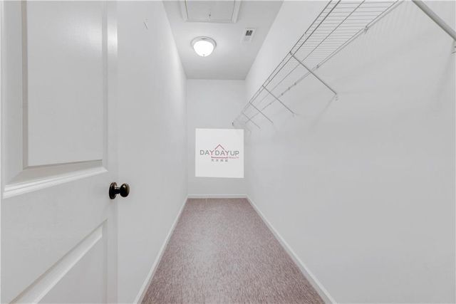 16 Lochurst Lane, Roswell, GA 30076