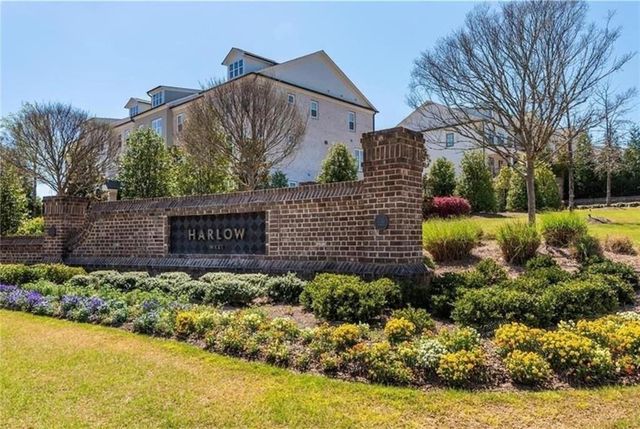 16 Lochurst Lane, Roswell, GA 30076