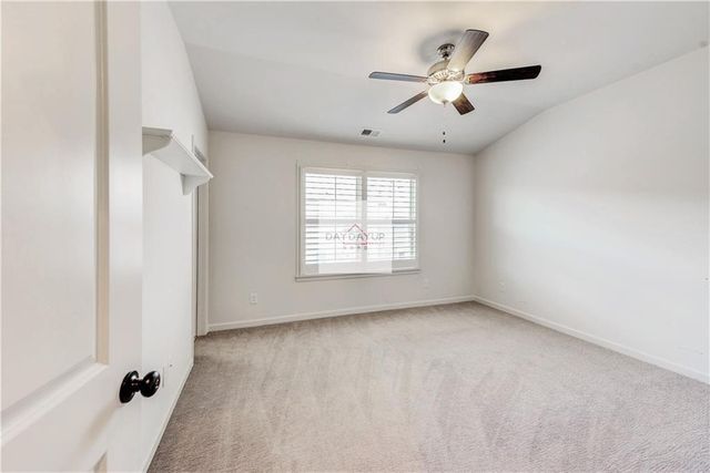 16 Lochurst Lane, Roswell, GA 30076
