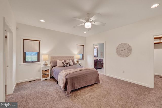 139 MONTICELLO DR, Lebanon, PA 17042