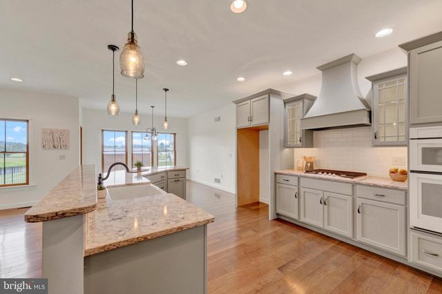 139 MONTICELLO DR, Lebanon, PA 17042