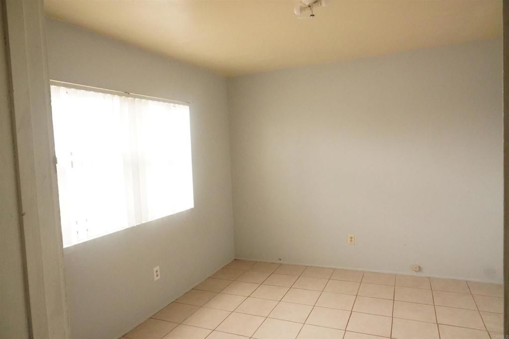 Image 8 of property listing at 4209 Wilson Avenue, San Diego, CA 92104