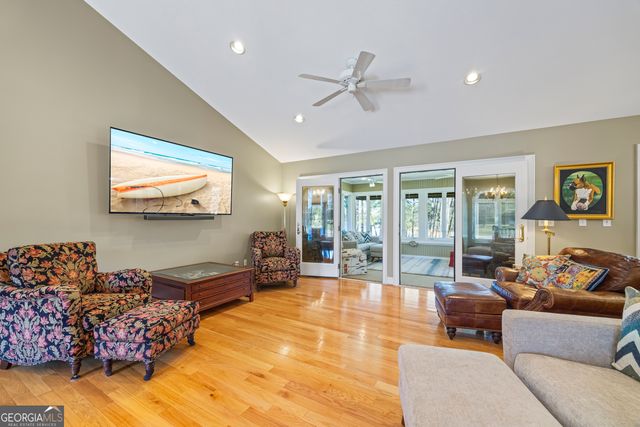 424 Capri Point, Lavonia, GA 30553