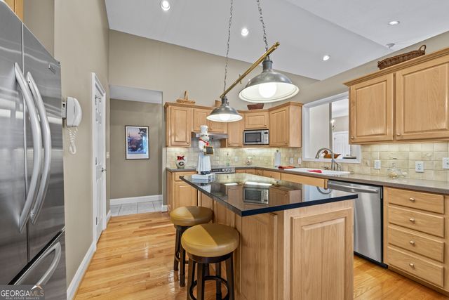 424 Capri Point, Lavonia, GA 30553