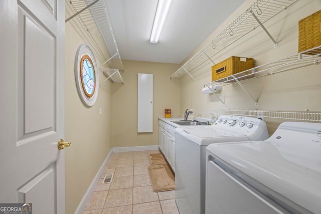 424 Capri Point, Lavonia, GA 30553