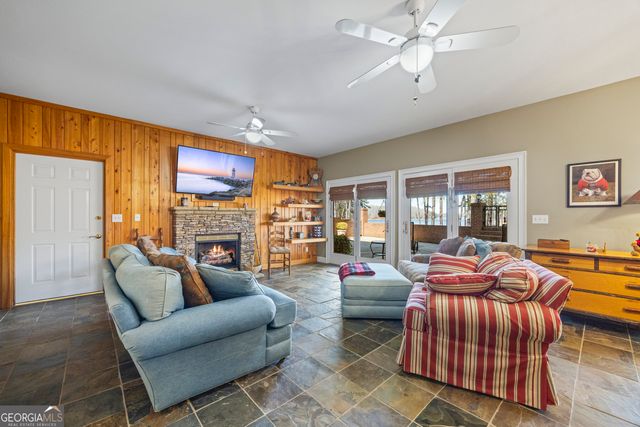 424 Capri Point, Lavonia, GA 30553