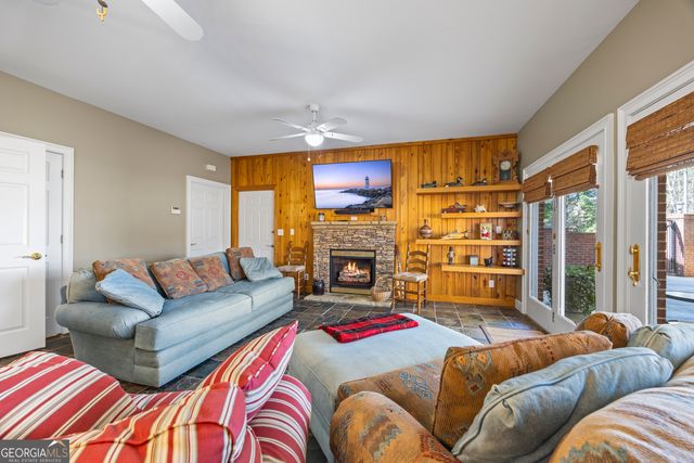 424 Capri Point, Lavonia, GA 30553