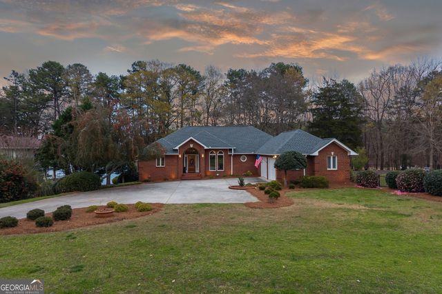 424 Capri Point, Lavonia, GA 30553