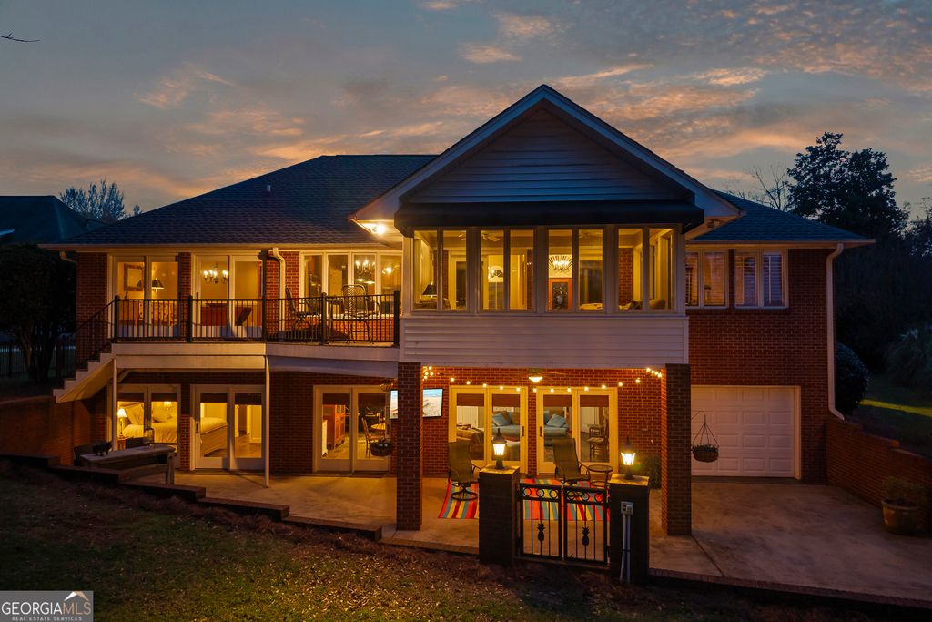 424 Capri Point, Lavonia, GA 30553