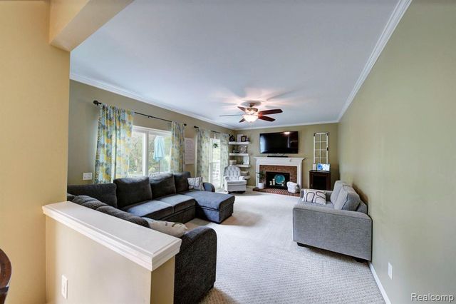 46500 E Oak Manor Court, Canton, MI 48187