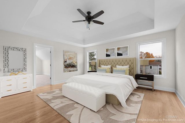 25W275 Doris Avenue, Carol Stream, IL 60188