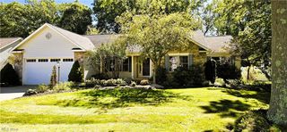 1024 Hunters Chase, Grafton, OH 44044