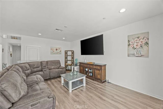4620 Belleview Court, Jurupa Valley, CA 92509