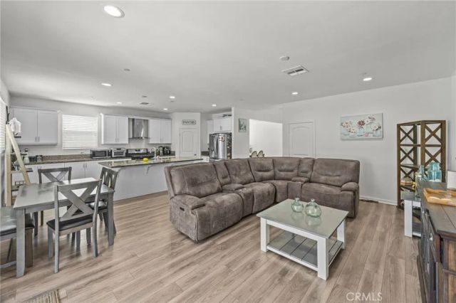 4620 Belleview Court, Jurupa Valley, CA 92509