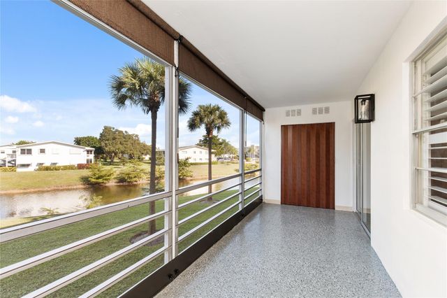 2117 Newport U 2117, Deerfield Beach, FL 33442