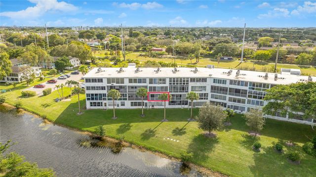 2117 Newport U 2117, Deerfield Beach, FL 33442