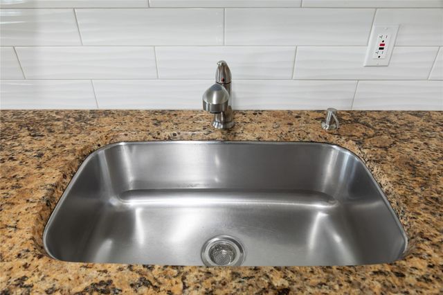 2117 Newport U 2117, Deerfield Beach, FL 33442