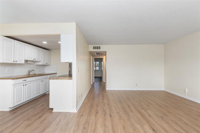 2117 Newport U 2117, Deerfield Beach, FL 33442