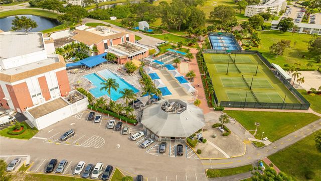 2117 Newport U 2117, Deerfield Beach, FL 33442