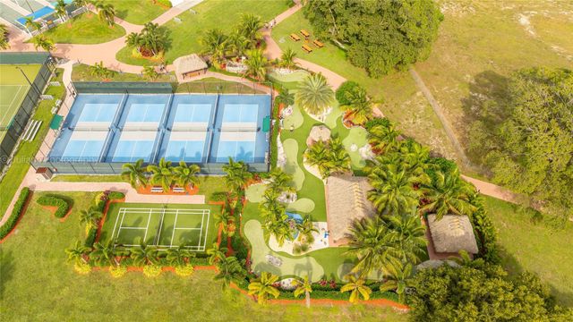 2117 Newport U 2117, Deerfield Beach, FL 33442