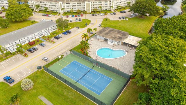 2117 Newport U 2117, Deerfield Beach, FL 33442