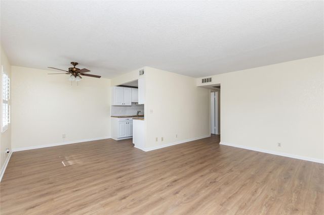 2117 Newport U 2117, Deerfield Beach, FL 33442