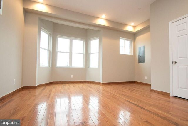 1639 S 22ND ST, Philadelphia, PA 19145