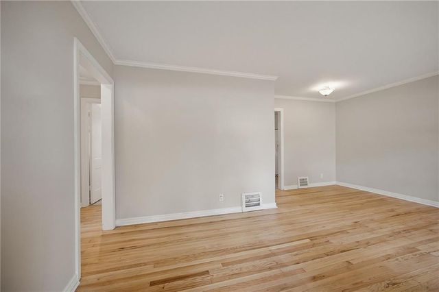 115 W 89th Street, Kansas City, MO 64113