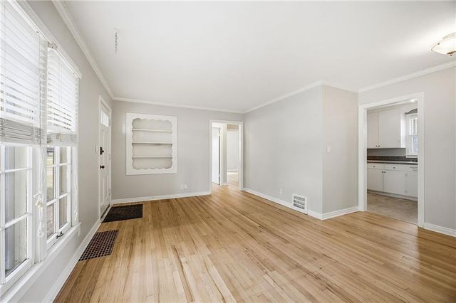 115 W 89th Street, Kansas City, MO 64113