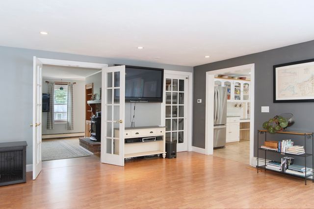 3 Midway, Bourne, MA 02559