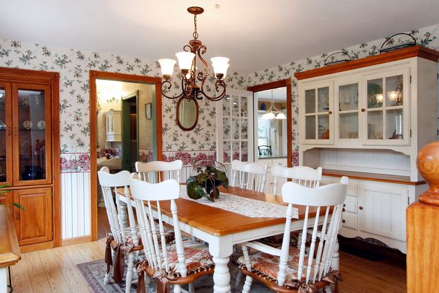 3 Midway, Bourne, MA 02559