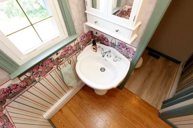3 Midway, Bourne, MA 02559