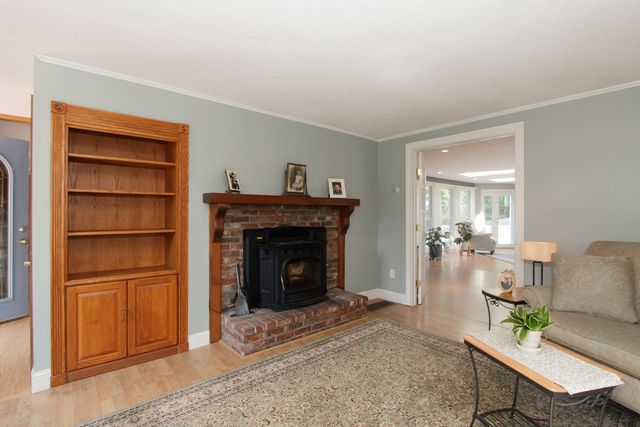 3 Midway, Bourne, MA 02559