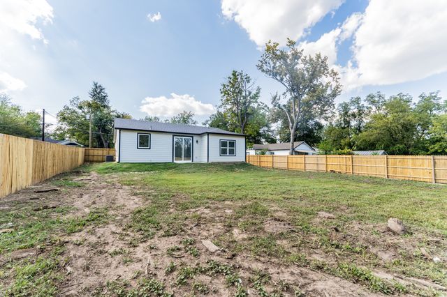 124 Goodman Street, Sulphur Springs, TX 75482