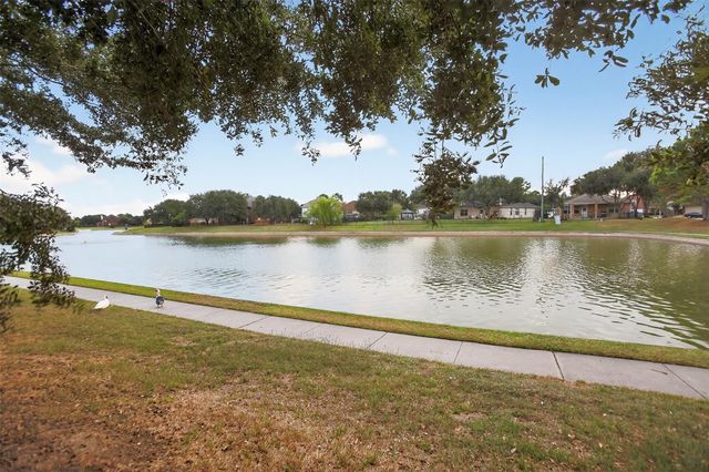 17627 S Summit Canyon Drive, Houston, TX 77095