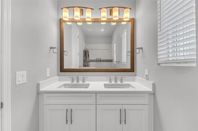 17140 CERCIS LOOP, Clermont, FL 34711