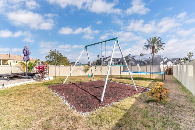 17140 CERCIS LOOP, Clermont, FL 34711