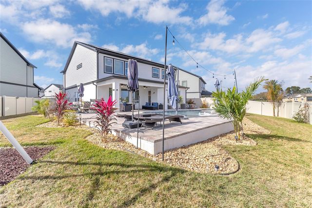 17140 CERCIS LOOP, Clermont, FL 34711