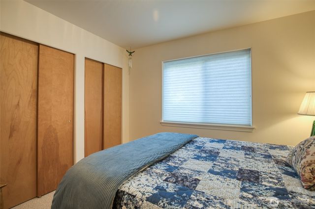 598 Mount Olympus Avenue SE, Ocean Shores, WA 98569