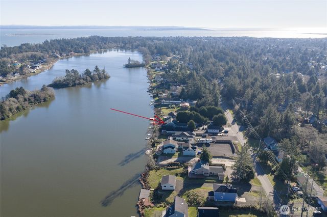 598 Mount Olympus Avenue SE, Ocean Shores, WA 98569