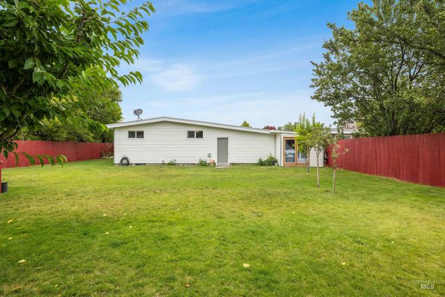 2158 Sherry Ln, Twin Falls, ID 83301