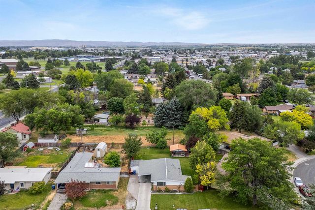 2158 Sherry Ln, Twin Falls, ID 83301